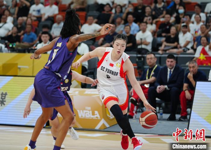 四川女篮8345大胜印尼劲旅 首战开门红